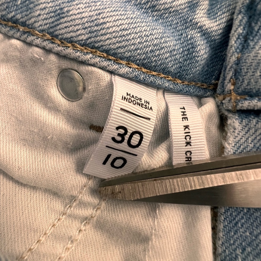 LOFT Light Blue The Kick Crop Denim Jeans, Size 30/10 - Picture 6 of 12